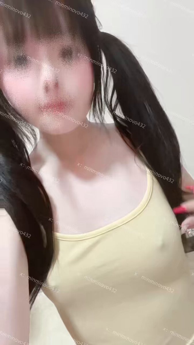 关于入门请看这里！ 带口令问问题养成好习惯私信已读不回直接拉黑 会认真对待每一个入我🚪的哥哥姐姐 需要很多钱来过好自己的生活 买自己喜欢的一切 谢谢喜欢我的所有哥哥姐姐(⁄ ⁄ ⁄ω⁄ ⁄ ⁄) 我爱泥萌 我爱世界 爱所有包容爱窝的人(｡･ω･｡)