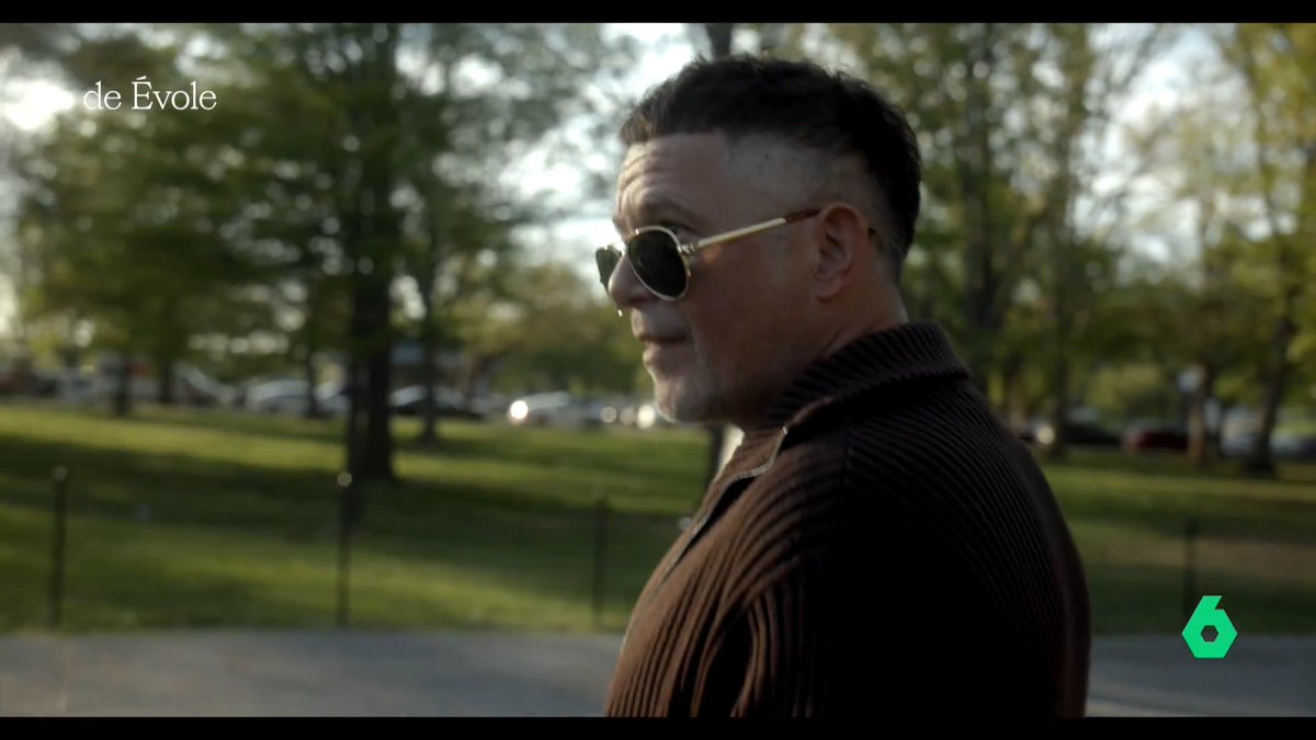 Paseando por Washington con Alejandro Sanz, también se habla de Trump: "cualquier día se levanta con el pie izquierdo y nos manda al carajo".