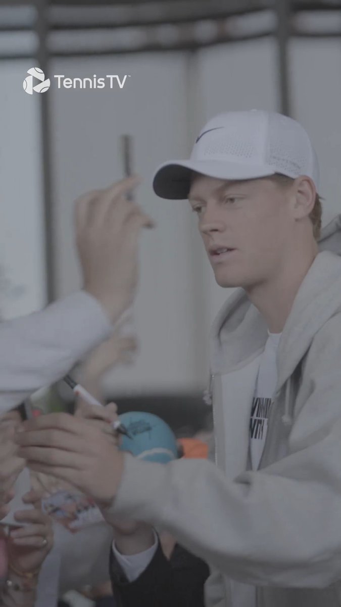 Behind the scenes with the World No.1 in Madrid 🦊🇪🇸 Jannik Sinner #MMOpen