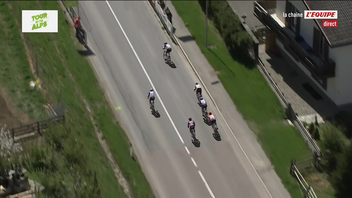 Giulio Pellizzari remporte la deuxième étape du Tour des Alpes et prend la tête du classement général ! #lequipeVELO