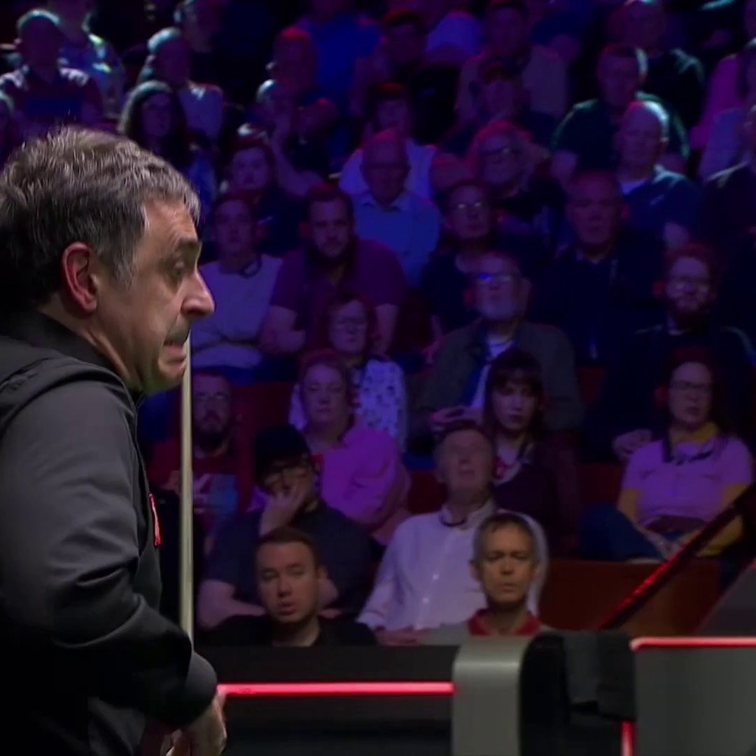 Don’t see this from Ronnie O'Sullivan too often! 😮