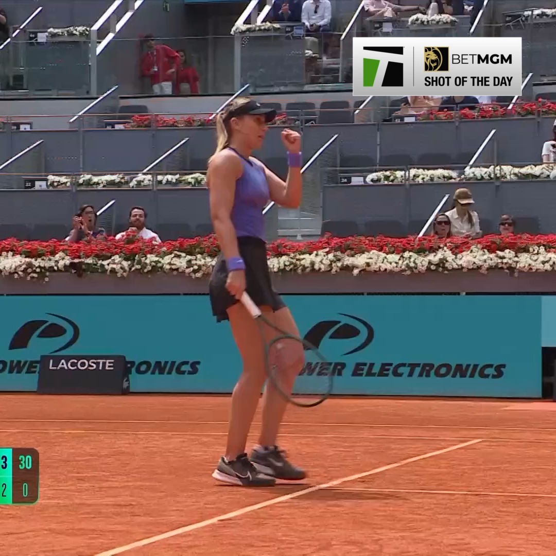 Drop shot goals ✨💅 Paula Badosa earns the BetMGM 🦁 shot of the day ⤵️ #MMOpen