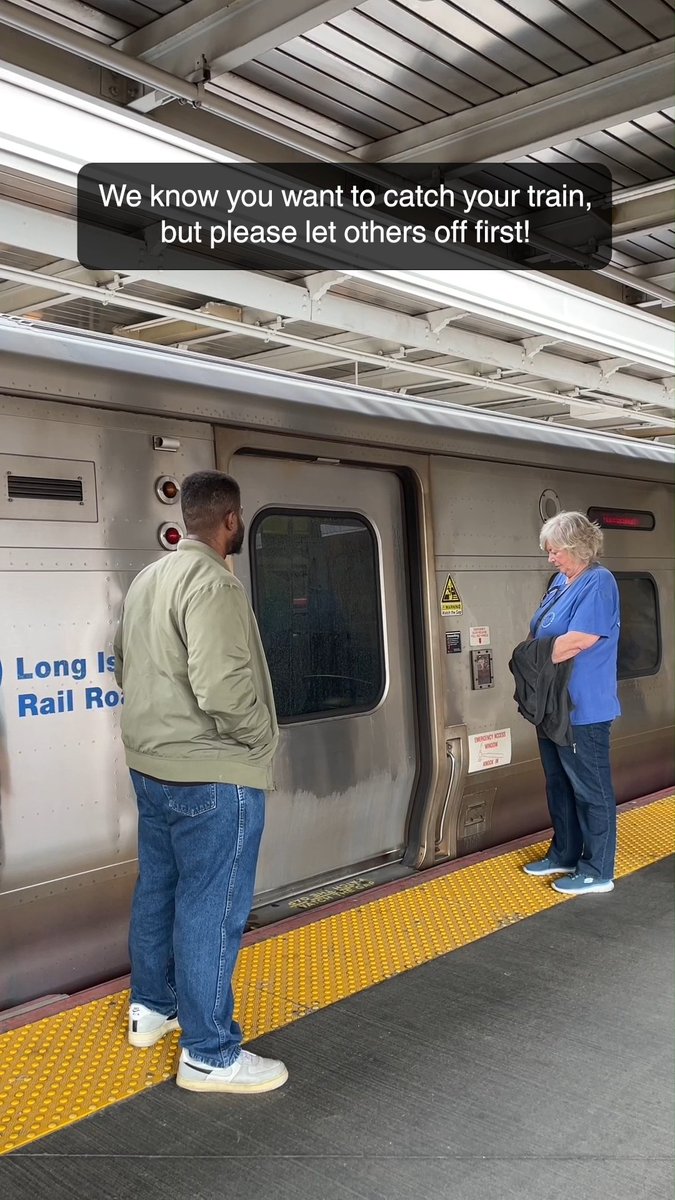 A smoother ride for everyone starts with you! Please let others exit before you board 🚆