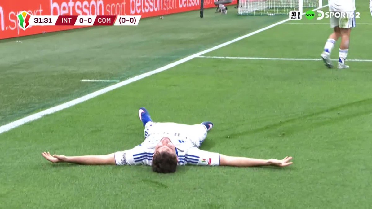GOLAZO DEL COMO AL INTER. Por ahora es FINALISTA de la Coppa Italia. 🚬