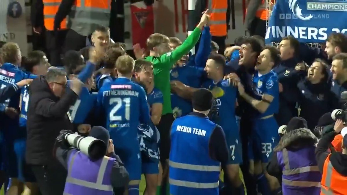 🏆 St Johnstone win the Scottish Championship 🏆 It's celebration time as a 2-0 win over Dunfermline clinches promotion back to the Scottish Premiership. #BBCFootball