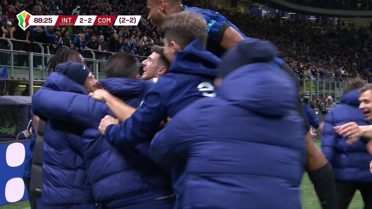 INTER HAVE DONE IT! 😱😱 From 2-0 down, Inter lead 3-2 thanks to a Sucic goal that could send them through to the final 🔵⚫