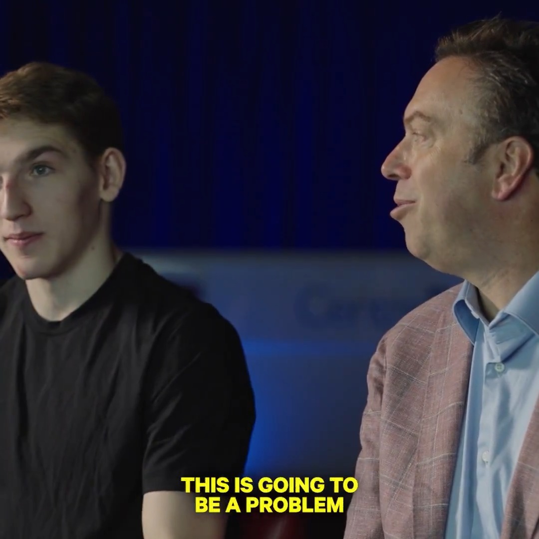 "You've got to be sharp every night. There are so many great players in this league." Lane Hutson sits down with Elliotte Friedman to break down his play on the Montreal blueline 📽️ Watch ➡️