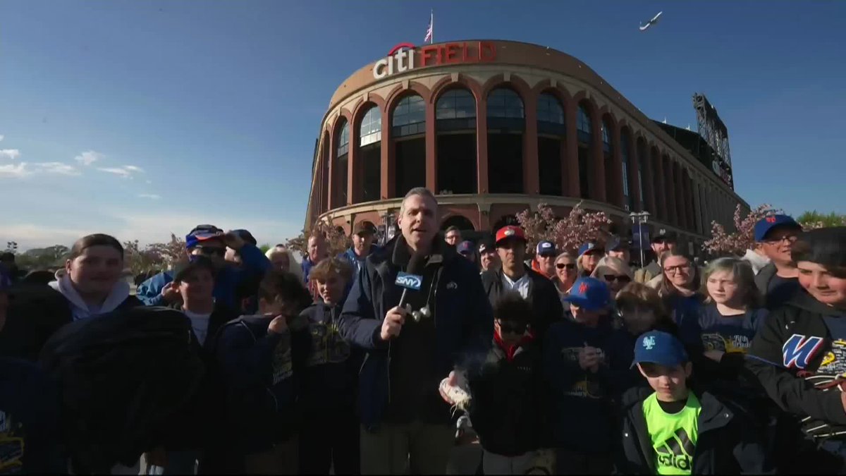 Gary, Ron and Steve Gelbs are working to expel the negative energy around the Mets' 11-game losing streak 💨