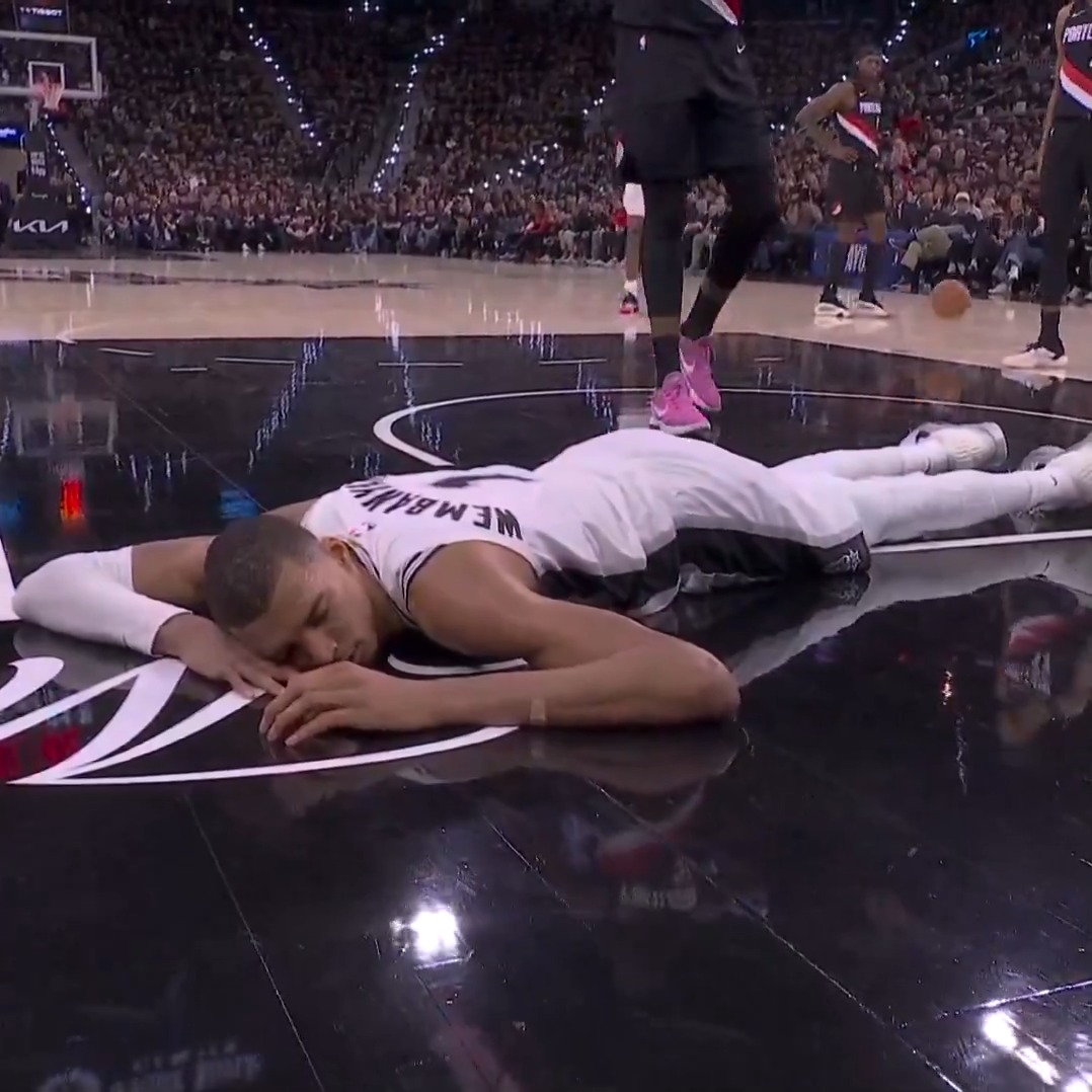 Victor Wembanyama (concussion protocol) is OUT for the remainder of the game after hitting his head on the court.
