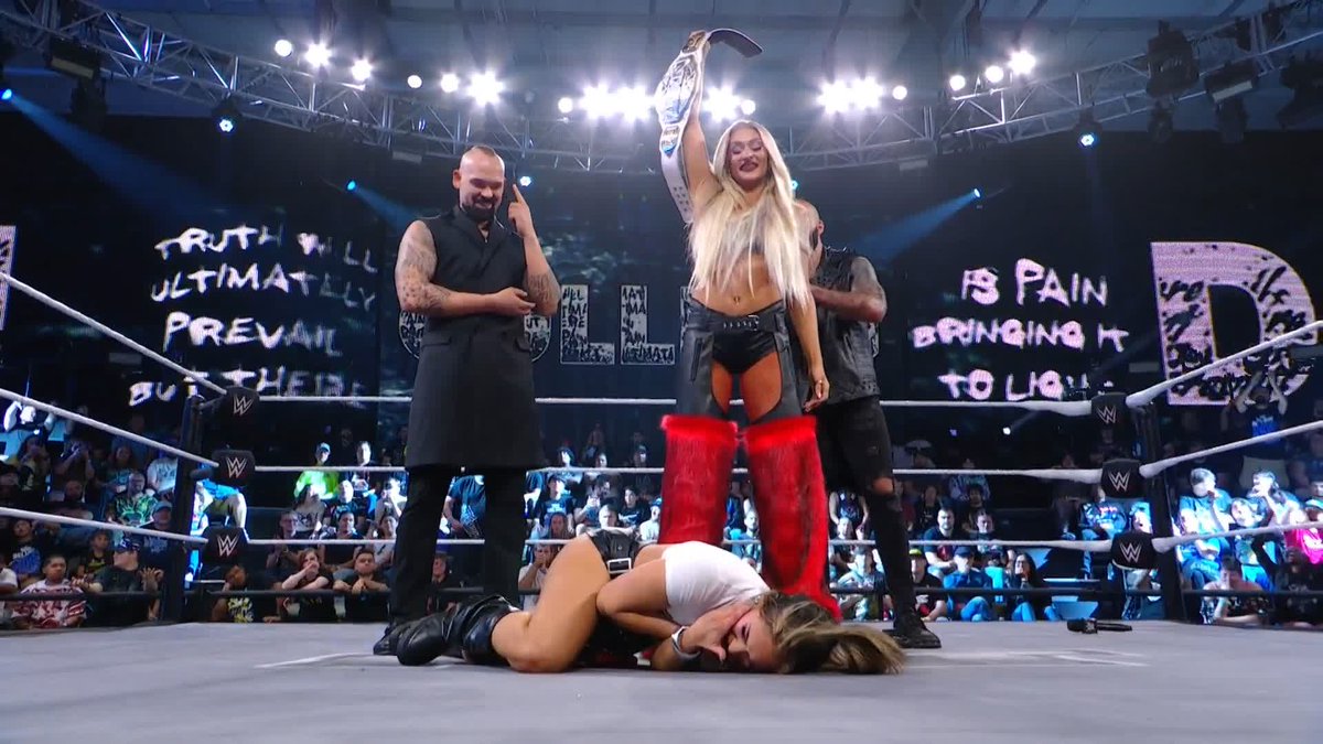 STATEMENT MADE 🫢 IZZI DAME just put NXT Women's Champion Valerie Loureda on notice!