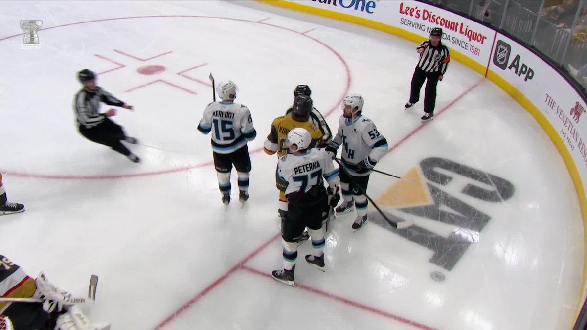 "I WARNED YOU" 😭 Ref caught on the hot mic after dishing out an unsportsmanlike penalty 😅