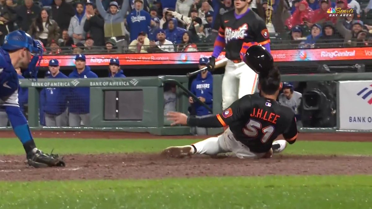 Jung Hoo Lee has now left tonight's game shortly after this slide at home