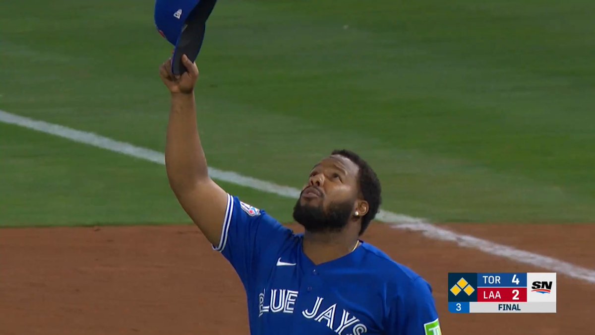 The Toronto Blue Jays turn the double play to close out a win!