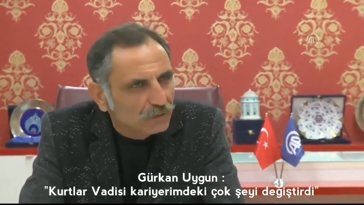 Gürkan Uygun: “Kurtlar Vadisi kariyerimdeki çok şeyi değiştirdi. Kariyerimde zirveye çıktım, kendimi şanslı hissediyorum.”