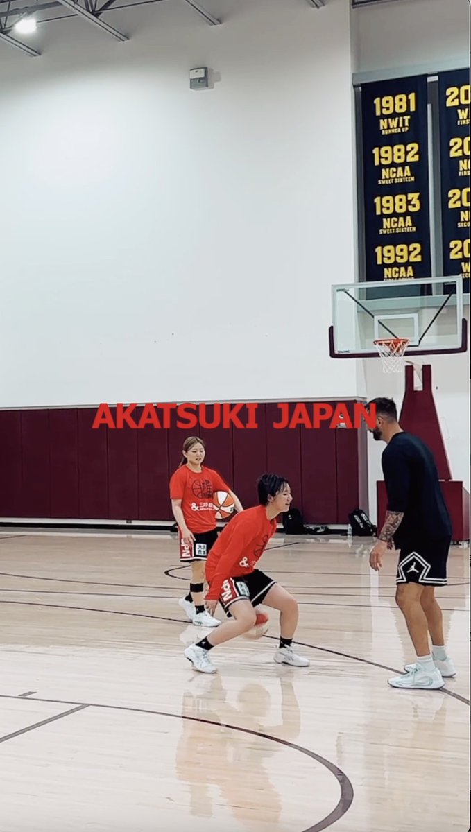 🇯🇵女子日本代表🇯🇵 アメリカでトレーニングキャンプを実施中🇺🇸 期間中にはWNBAチームとの試合を行います! ※日本時間 📆4月27日(月)9:00 TIPOFF 🆚Las Vegas Aces (WNBA) 📆4月30日(木)11:00 TIPOFF 🆚Phoenix Mercury (WNBA) 参加メンバーはこちら: #AkatsukiJapan