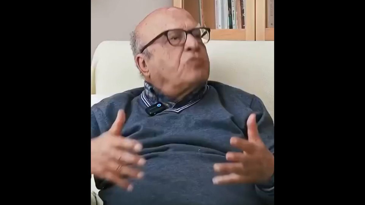 "Türkler düşünmüyor. Biri çıkmış "cennette bir kahvaltı 70 yıl doyuracak" diyor. Bunu diyende kabak çekirdeği kadar akıl mantık var mı? Hukuku zaten Tanrı getirmiş, Türkler onu düşünmez. Gelecek hayatı düşünmez Türkler: Cennet, huriler var zaten. Türkler düşünmüyor." Ahmet Arslan