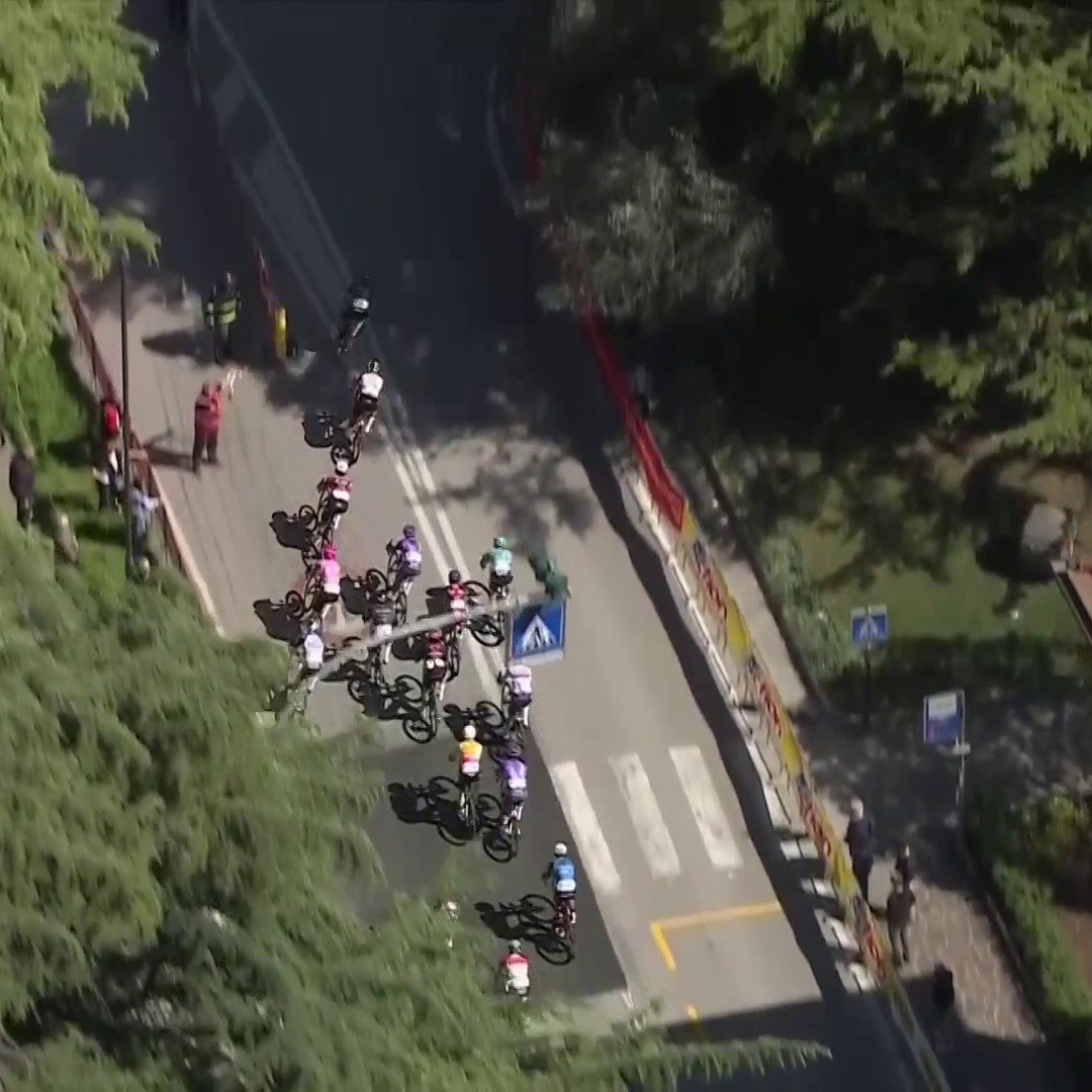 Perfection from Pidcock 🤩 Tom Pidcock aces his sprint in Stage 3 of the Tour of the Alps to take the win 🙌