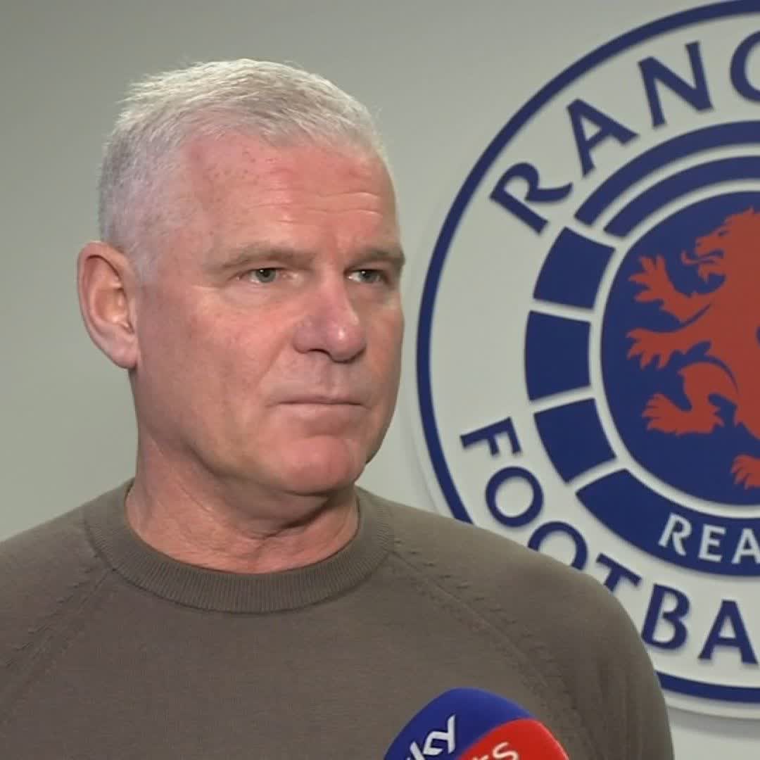 🔵 "If Rangers are on top, it'll be a fitting end to Tav's career..." Former Rangers midfielder Ian Durrant is hoping James Tavernier leaves the club with another Premiership title ⤵️