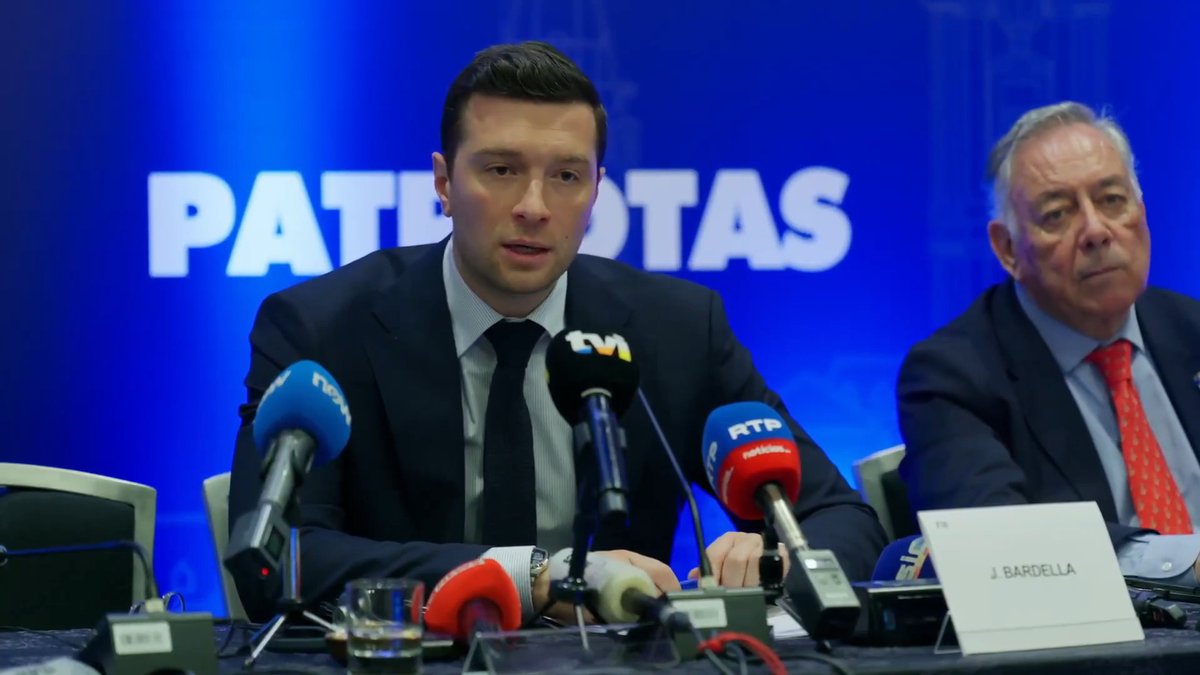 Si nous gagnons l'élection présidentielle, nous serons en capacité de réorienter l'Union européenne, que ce soit sur la décroissance imposée par le Green Deal ou en matière d'immigration. #Porto Patriotes pour l’Europe 🇫🇷