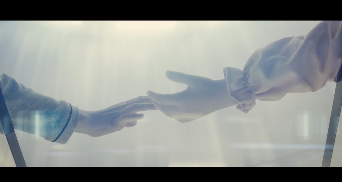New teaser for Steven Spielberg’s next film ‘DISCLOSURE DAY’ The film follows the disclosure to the world that aliens might be real. In theaters on June 12.