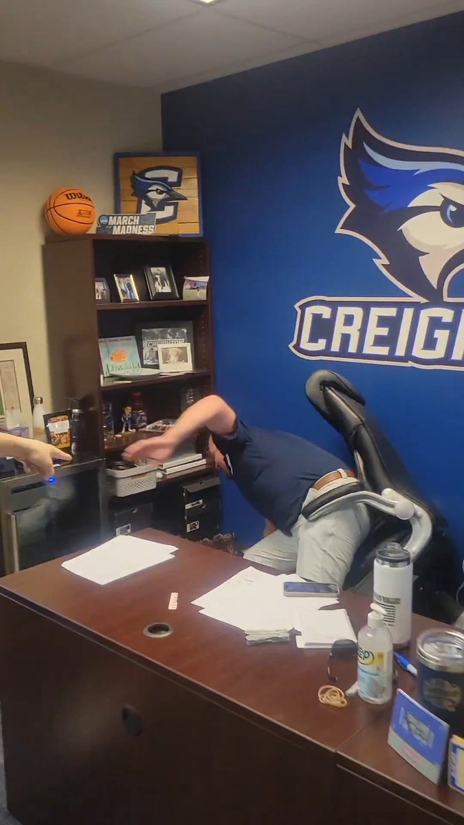 We had some fun around the office this morning 🎈🙌 #GoJays