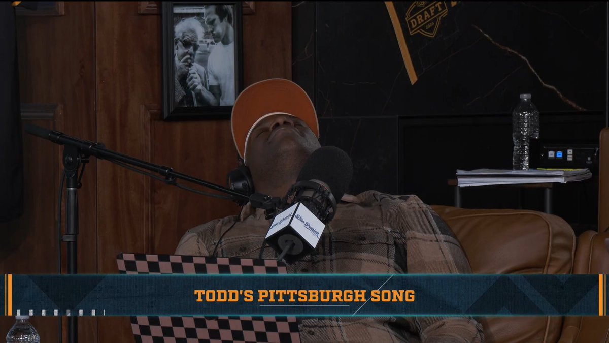 Unsurprisingly, Todd Fritz's new Pittsburgh song did not go over well with the Steel City faithful.
