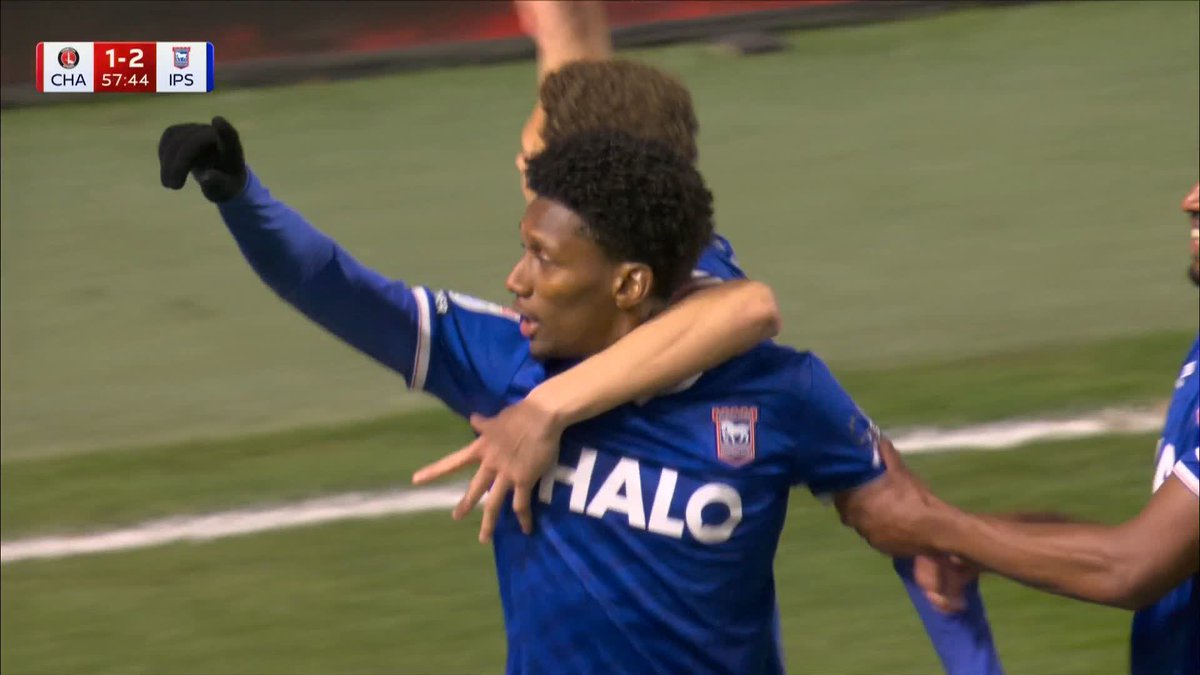 Jaden Philogene puts Ipswich in front at the Valley from the spot! 🎯