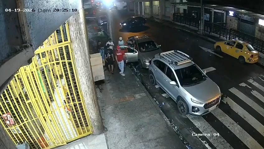 Reportedly a professional hit in Venezuela this weekend. Local police reported 5 people were killed and 2 injured. Seek cover rather than concealment when appropriate accordingly... #CityLife #cover #venezuela #crime #FAFO #ballistics #concealment
