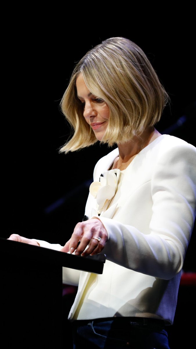 “And Noah did all that the Lord commanded him.” 🌊 Candace Cameron Bure takes the stage, reading Genesis 6–8 during America Reads the Bible. 📖 If you’re not already, watch live for free all week from 9am–9pm ET on Great American Pure Flix at
