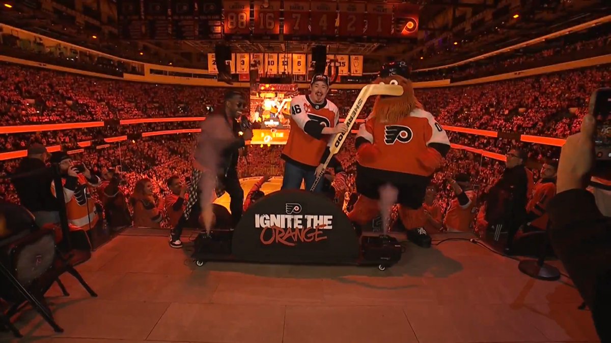 SHANE GILLIS IGNITES THE ORANGE IN PHILLY! 🔥