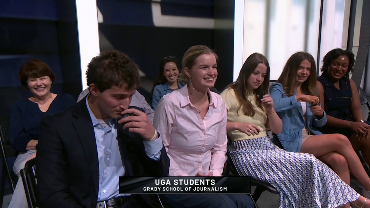 Inside the NBA had the UGA students trying smelling salts 😭