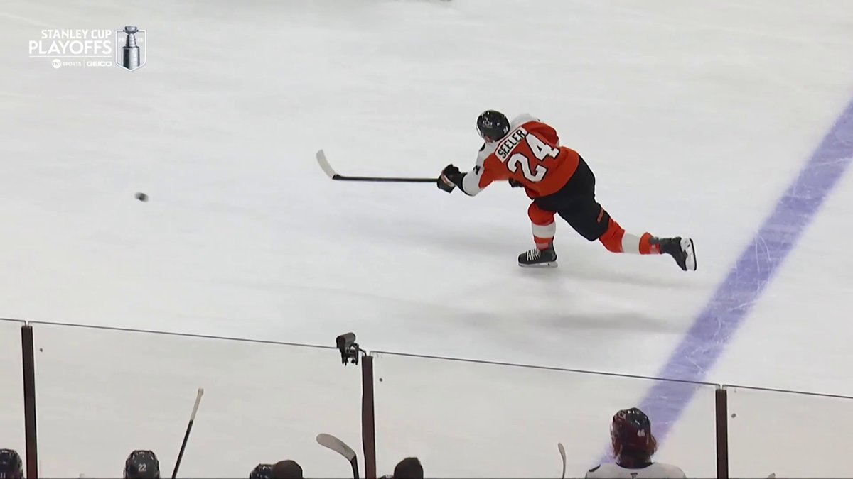 IT IS ALL PHILADELPHIA RIGHT NOW 😱 Nick Seeler makes it 3-1 for the x - Philadelphia Flyers! #StanleyCup 🇺🇸: @NHL_on_TNT 🇨🇦: Sportsnet &amp; TVA Sports