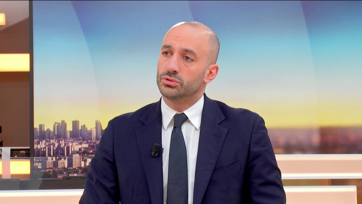 🔴 L'UE va pouvoir prêter un total de 90 milliards d'euros à l'Ukraine : "Cela va permettre aux Ukrainiens d'avoir de la visibilité sur les prochaines années" 🗨️ Benjamin Haddad, ministre chargé de l'Europe #canal16