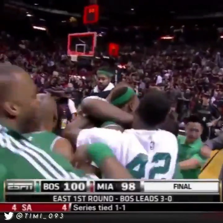 How the hell it's been 16 YEARS since this shot: