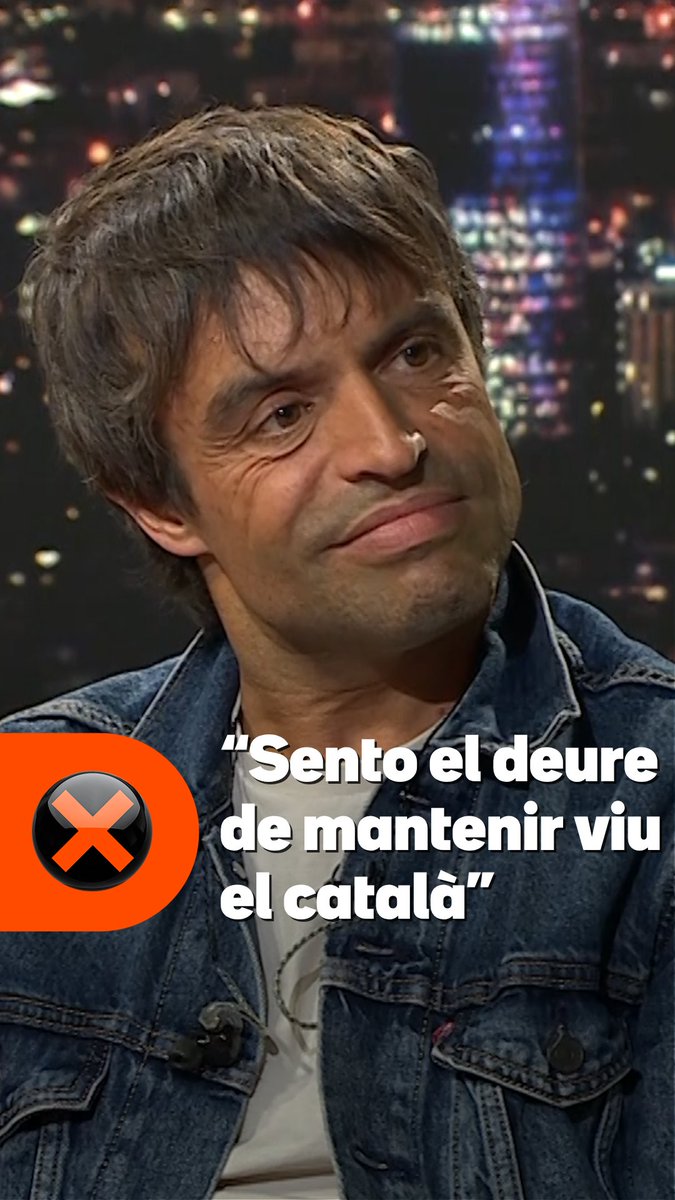 ✍️ Manu Guix: "Jo soc català i faig la música en català perquè és el que per a mi és més natural." I ha afegit: "Sento la responsabilitat de mantenir viu el català." #Col·lapse3Cat
