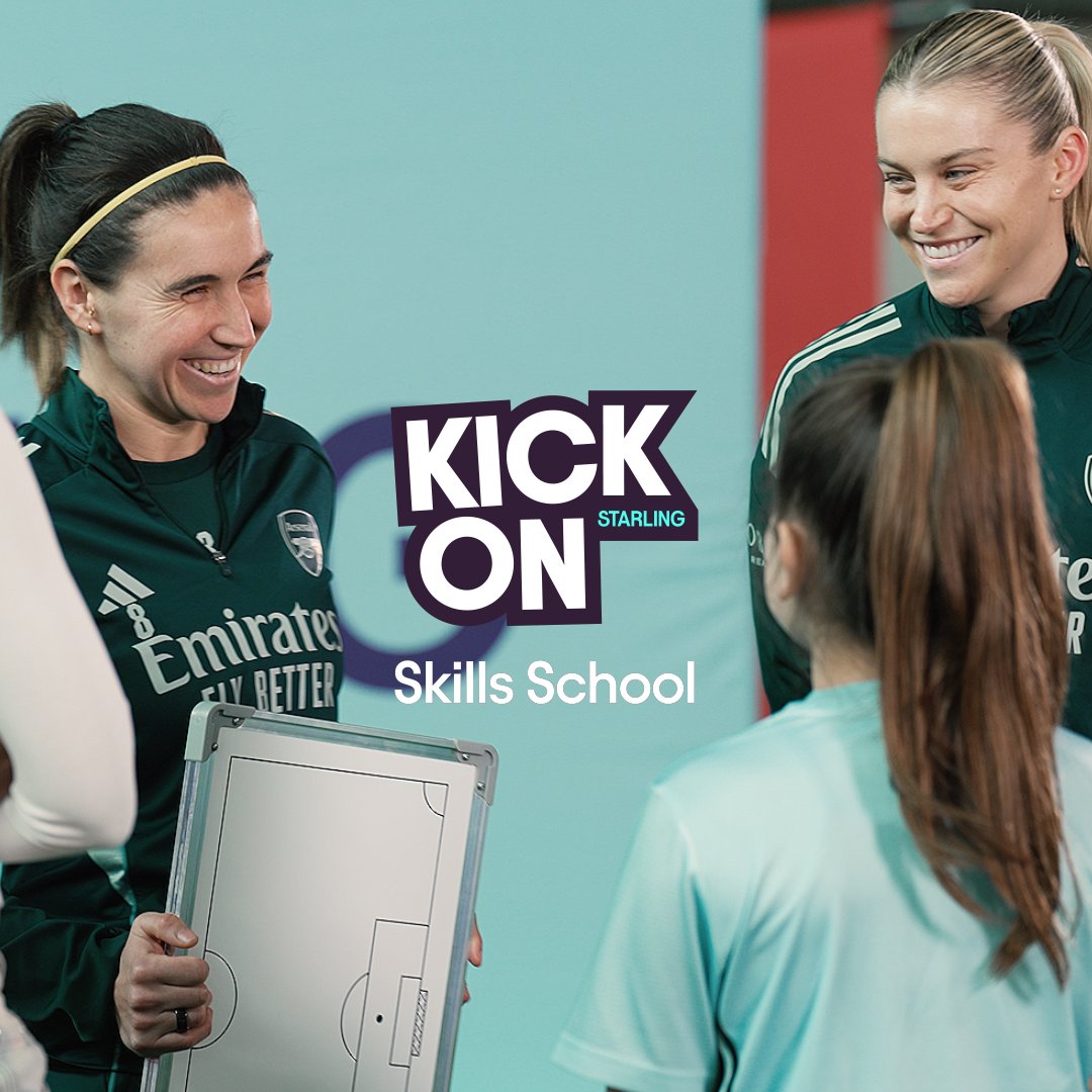 👀 Scan ✌️ Two touch 🕹️ Dictate play Mariona Caldentey, Leah Williamson and Alessia Russo are on hand to show Gallion Girls FC the art of controlling the game. Tell us in the comments your favourite midfield duo in Arsenal Women’s history 👇 🤝 Starling