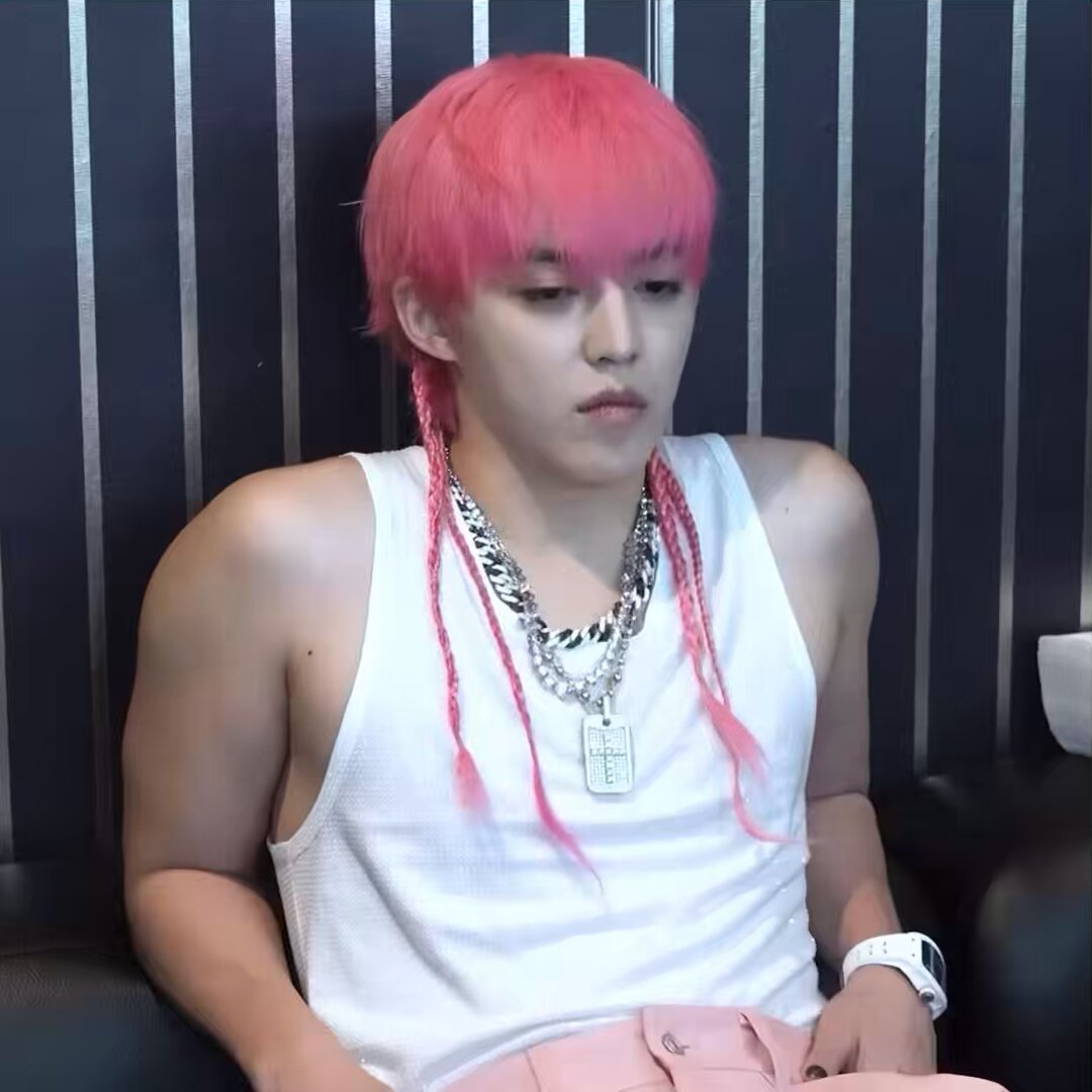 oh scoups arms..