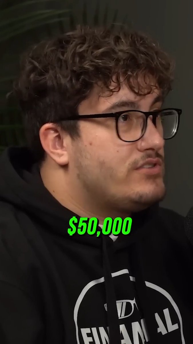 Why I Always Carry $50k in CASH Most people think this is insane. I think it makes complete sense. Agree or disagree?
