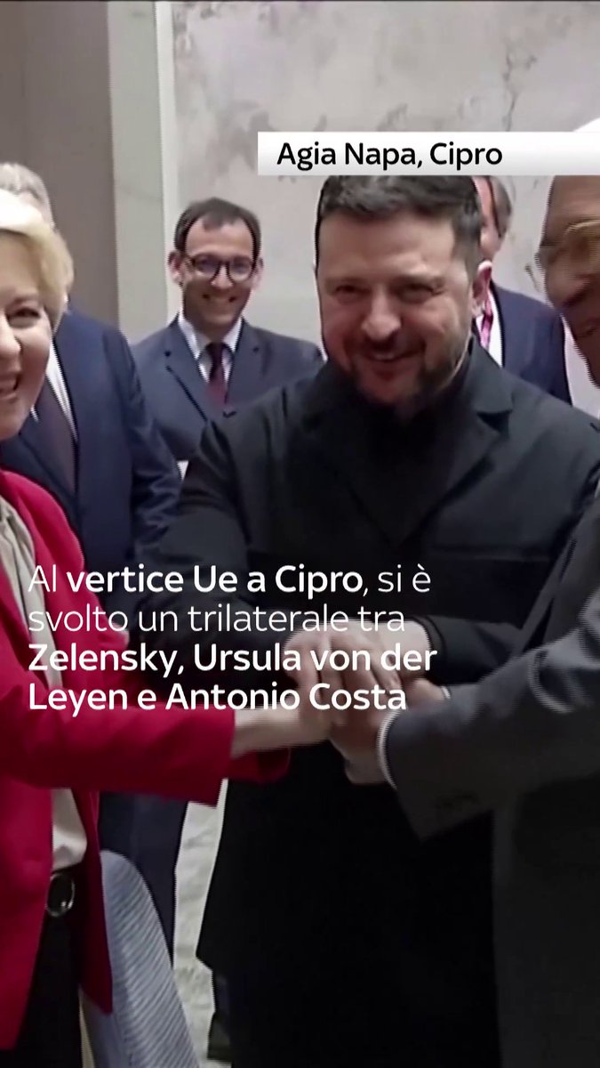 A margine dei lavori dei leader Ue a Cipro, il presidente del Consiglio europeo Antonio Costa, la presidente della Commissione europea Ursula von der Leyen e il presidente ucraino Volodymyr Zelensky hanno organizzato un trilaterale per suggellare l'approvazione del prestito da 90 miliardi dell'Ue all'Ucraina e del 20esimo pacchetto di sanzioni a Mosca. "Oggi รจ una grande giornata, rafforzeremo il nostro esercito - ha detto Zelensky -. Abbiamo raggiunto una decisione forte e fondamentale. Siamo molto grati per questo, continueremo a lavorare per spingere la Russia verso una vera diplomazia che ponga fine a questa guerra". "A febbraio dissi a Zelensky che avremmo erogato il prestito da 90 miliardi di euro in un modo o nell'altro - ha dichiarato Ursula von der Leyen -. E oggi manteniamo questa promessa. ร un grande giorno per l'Ucraina e per l'Europa".