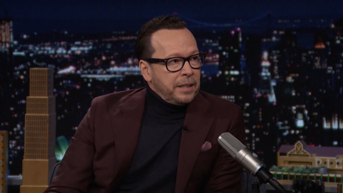 “It never gets old to me.” -Donnie Wahlberg on New Kids on the Block’s debut album turning 40! #FallonTonight