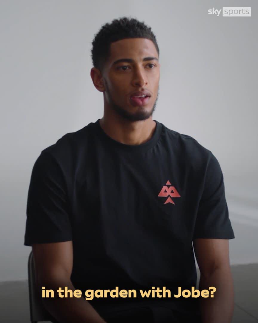 Jude Bellingham reflects on playing cricket at a young age with his brother, Jobe 🗣️