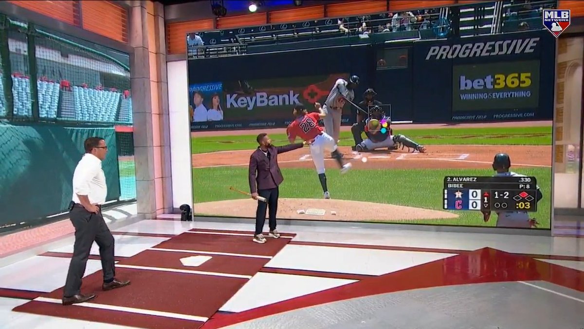 OPS+ leaders since 2022: 206 - Aaron Judge 174 - Yordan Alvarez 173 - Shohei Ohtani Xavier Scruggs and Mark DeRosa break down Alvarez and his red-hot start to 2026.