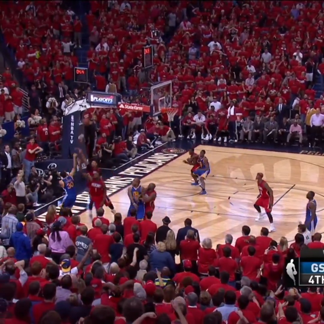 On this date in 2015, Stephen made one of the all-time great playoff buzzer beaters 🤯