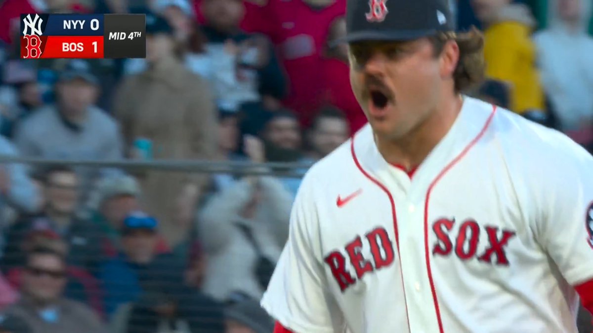 Payton Tolle escapes the jam!