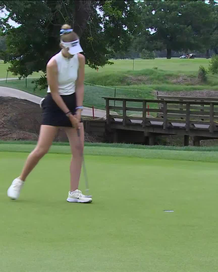 Nelly Korda claims the lead 👊 She's -6 with two holes to go in her opening round