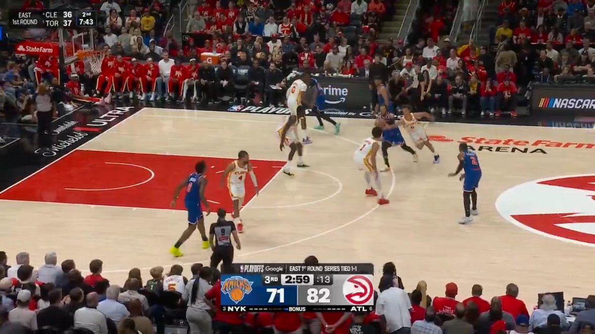 Look at Dyson Daniels man Play after play after play