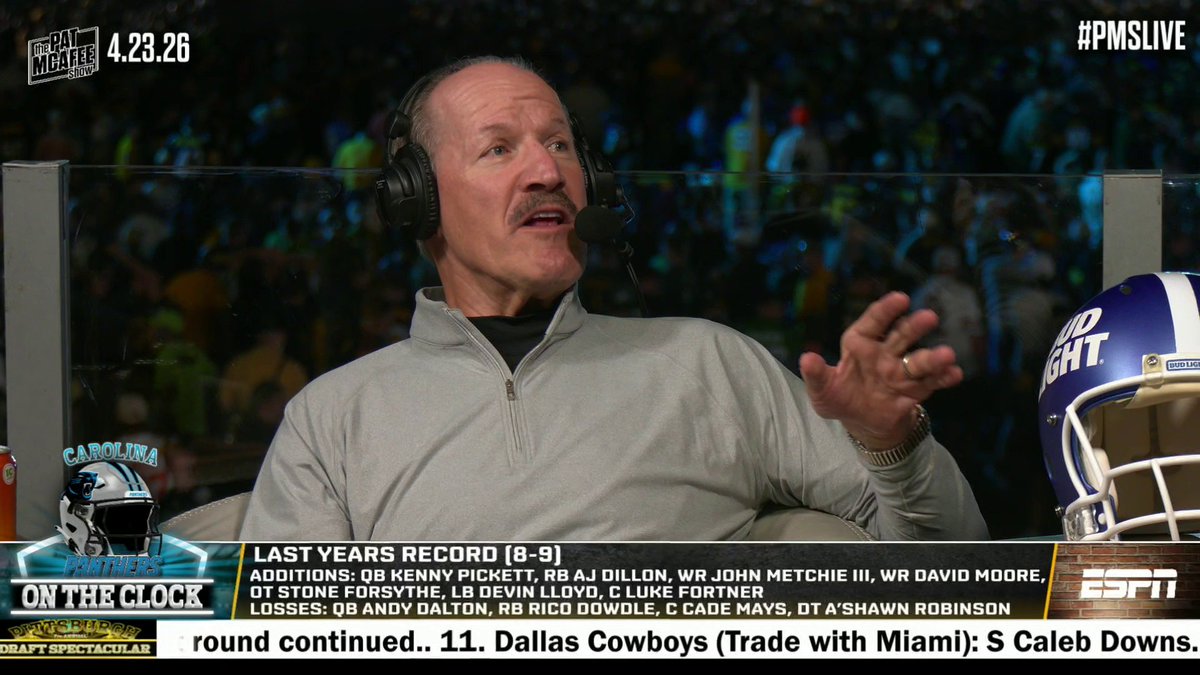 You're doing a hell of a job [at Miami]." Mutual respect between Bill Cowher and Mario Cristobal 🙌