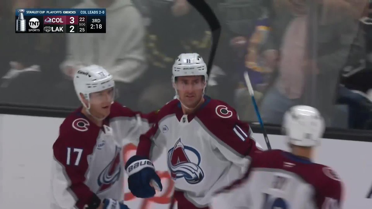 Can we talk about how BRUTAL this decision to pull the goalie while they were in the neutral zone was 😭