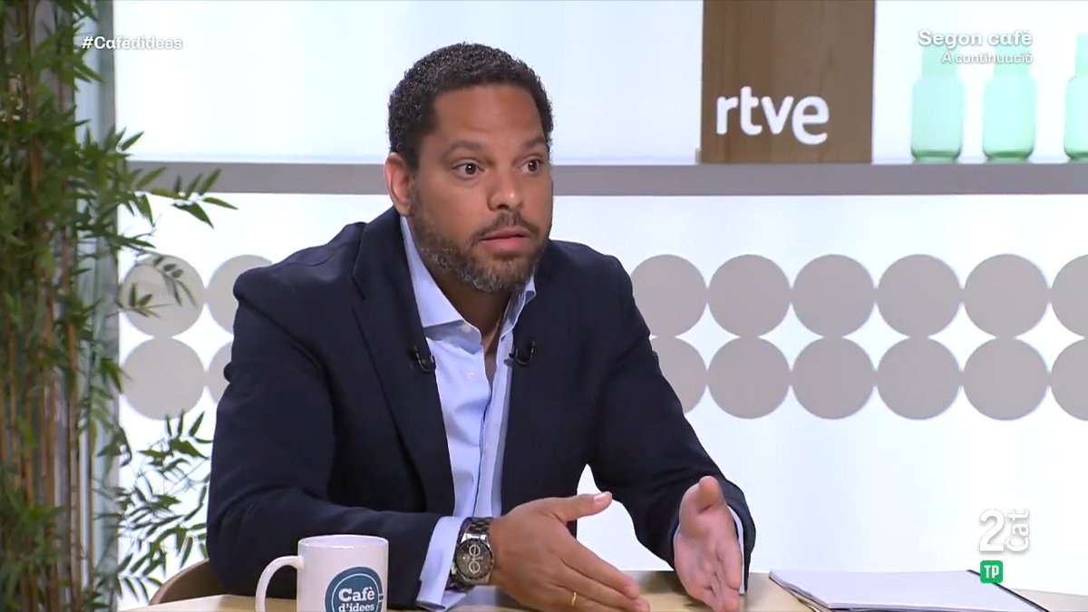 ☕ Ignacio Garriga considera "un error" les paraules de Joan Garriga dient que és espanyol aquell "qui ha nascut de pare i mare espanyola" | Ignacio Garriga VOX 🇪🇸 VOX Cataluña 🗣️ "Durant massa temps, la nacionalitat espanyola s'ha regalat" 📲