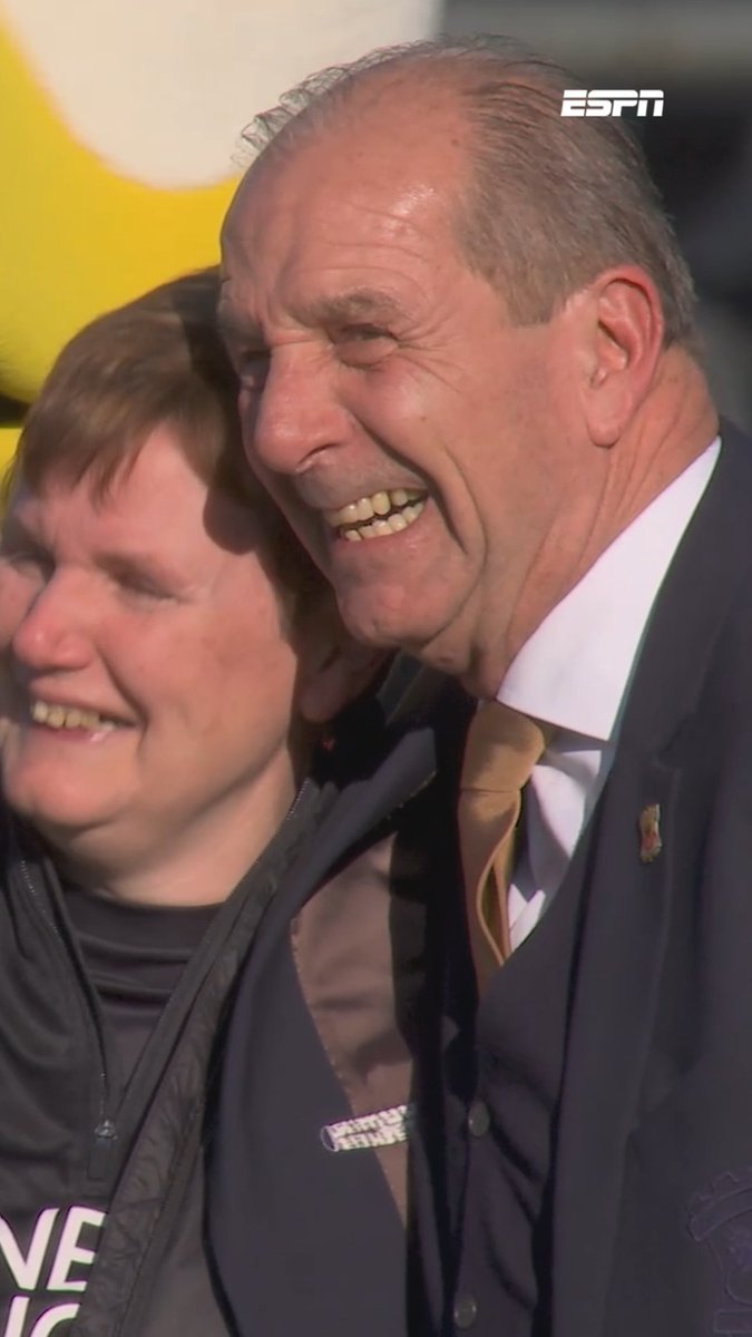 🇳🇱 What a tribute… Carla, a laundry worker for 27 years at Dutch club Go Ahead Eagles, was honored with a tifo and pre-game presentation last night, before she retires at the end of the season 👏 Sometimes football is brilliant 🥹